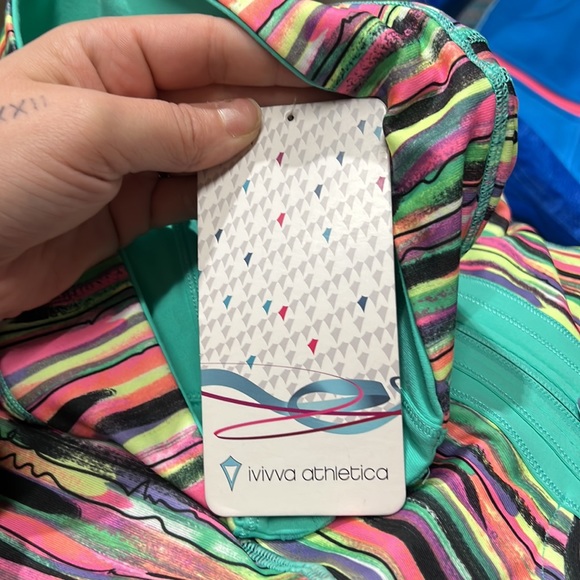 Ivivva Flip It Jacket • BNWT • Size 4 • Teal Multicoloured • Reversible - Picture 6 of 6